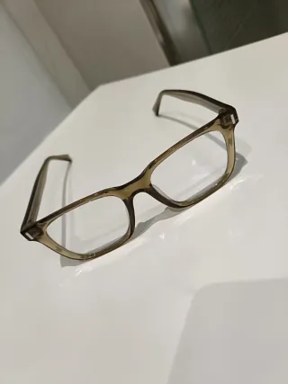 Gafas de óptica marrones