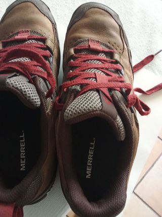 Merrell Annex Trak Low Marrones