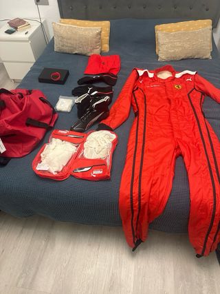 Equipación Karting Ferrari Puma (1650€)