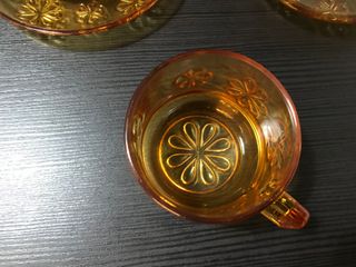 Juego café 12 piezas ámbar años 70