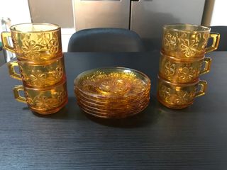 Juego café 12 piezas ámbar años 70