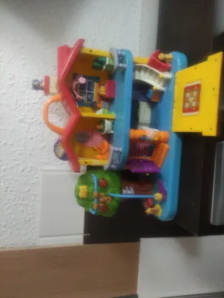 Casita de muñecas con luces