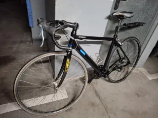 Bicicleta de carretera urbana