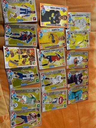 Colección Cartas Fútbol: Idolo y Guantes de Oro