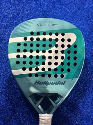 Bullpadel Vertex 04 W 2026