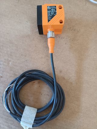 Sensor Óptico IFM 01D100