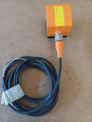 Sensor Óptico IFM 01D100