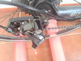 Bicicleta de carretera Trek emonda s5