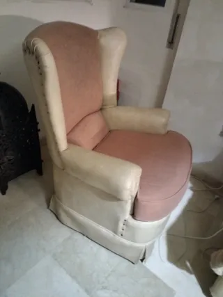 Sillón orejero vintage con balancín