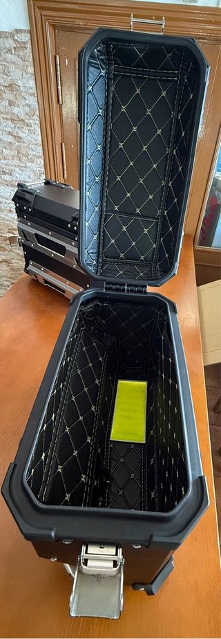 Maletas Laterales NUEVAS de 38L Voge DSX y otras