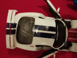 3 modellini auto 1/18 con difetti