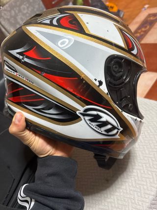 Casco de Moto MT Helmets Blanco y Dorado