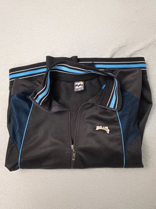 Chaqueta deportiva Billabong negra y azul