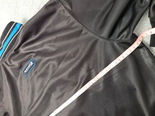 Chaqueta deportiva Billabong negra y azul