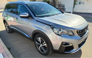 Peugeot 5008 gasolina 2020 buen estado
