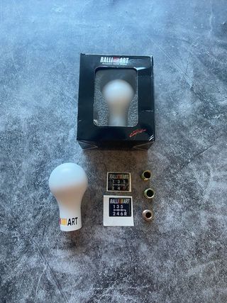 Pomo cambio RALLIART blanco