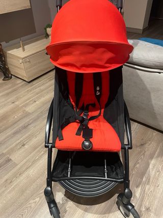 Silla de paseo roja y negra Marca:Yoyo babyzen 2