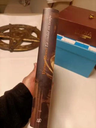 La ciudad sin tiempo (Spanish Edition)