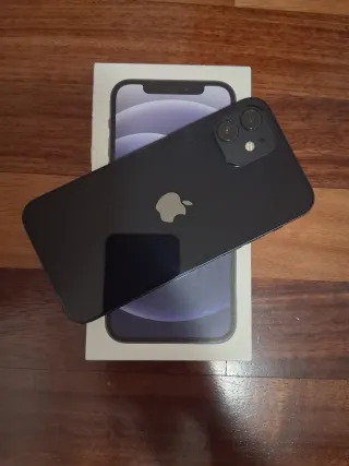 iPhone 12 256GB 86% batteria + 10 cover +accessori