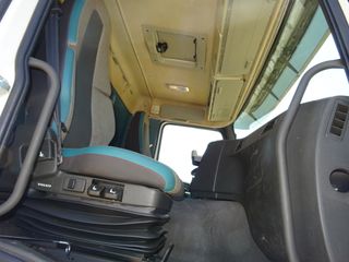 Volvo FM 450-CAMIONES GANCHO + GRUA