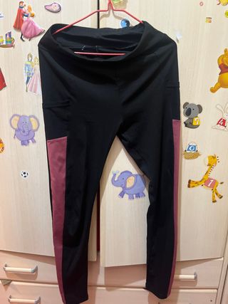 Mallas negras y rosas