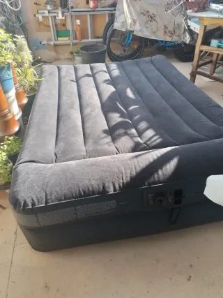 Colchón inflable con bomba eléctrica