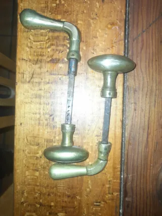 Pomos antiguos latón