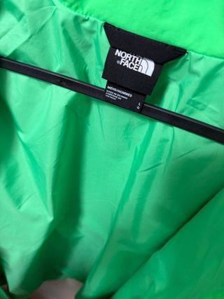 Chaqueta The North Face cortavientos verde Talla L