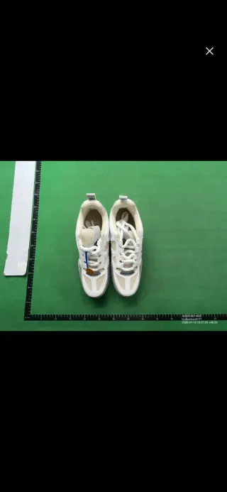 Sneakers Louis Vuitton Grigie e Bianche