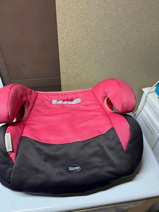 Alzador coche Romer con Isofix