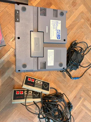 Consola Nintendo NES con juegos