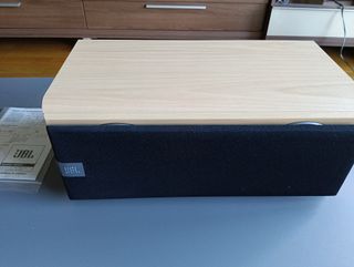 JBL BALBOA CENTER Altavoz Central Beige