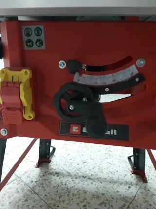 Sierra de mesa circular  Einhell.TC-TS 2225 U .