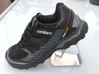 Zapatillas Umbro Trekking Negras