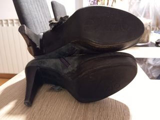 Botas altas Ezzio tacón gris