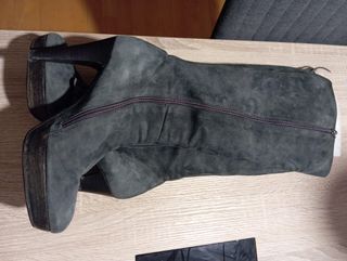 Botas altas Ezzio tacón gris