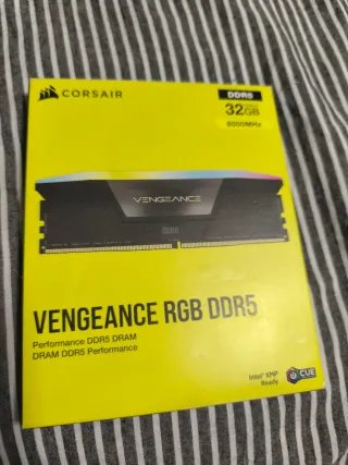 Corsair Vengeance 32GB DDR5 6000MHz RGB