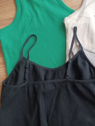 Pack 4 Tops Talla XS. Varias marcas.