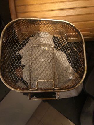 Freidora Taurus 1.5L hay que limpiar la cesta