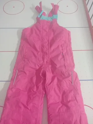 Mono de esquí rosa para niña