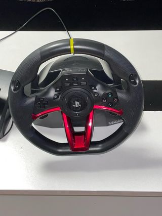Volante Logitech PS4/PS5 con Pedales