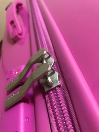 Preciosa maleta grande dura 4 ruedas 23 kg