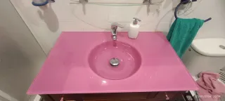 Mueble de baño madera y cristal