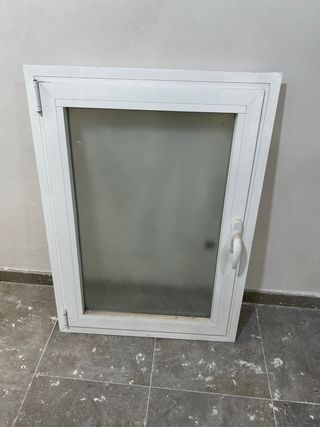 Ventana Aluminio Oscilobatiente Blanca