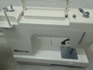 Máquina de coser Alfa 340/341