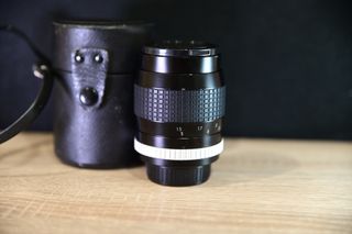 Objetivo Hoya HMC 135mm f/2.8