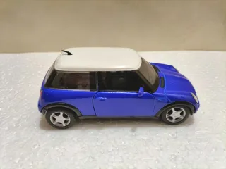Mini Cooper Globo no Bburago 1/24