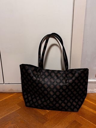 Bolso Guess Negro y Marrón con Cartera