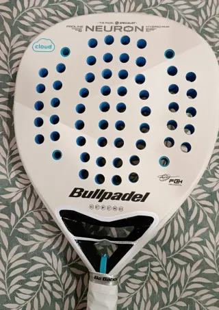Pala Bullpadel Neuron Cloud 2025