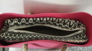 Borsa O bag fucsia con manici corda